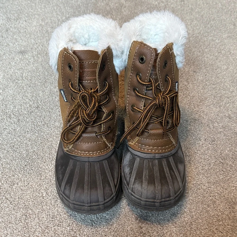 Nautica Danube Waterproof Snow Duck Lace Up Boots Size 1